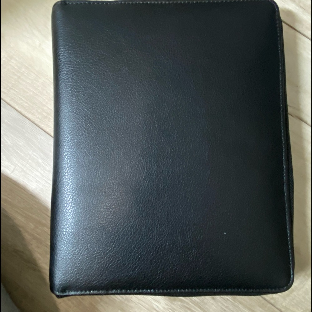 Kikki K black A5 zip